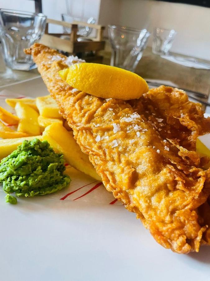 George & Dragon Hotel ハイワイクーム エクステリア 写真
